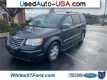 Chrysler Town & Country Touring  used cars market