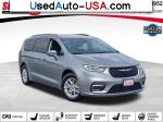 Chrysler Pacifica Touring-L  used cars market