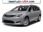 Chrysler Pacifica Touring-L  used cars market