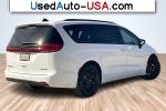 Chrysler Pacifica Limited  used cars market