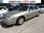 Lincoln Town Car Signature  used cars market